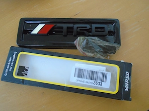 Emblema Grila Frontala TRD Toyota NOUA - Badge Tuning Auto 3D Metalic - imagine 3