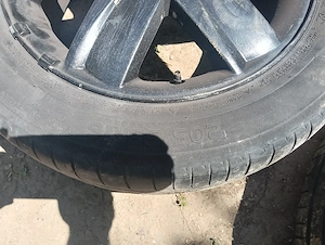 205/55 r 16 se da cu tot cu jante intro stare foarte bună  - imagine 2
