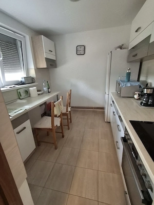 Casa cu 3 apartamente și 5.625mp teren - imagine 6