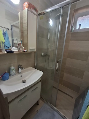 Casa cu 3 apartamente și 5.625mp teren - imagine 3