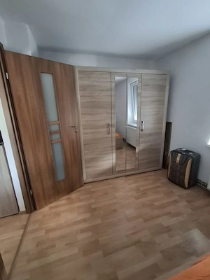Casa cu 3 apartamente și 5.625mp teren - imagine 4