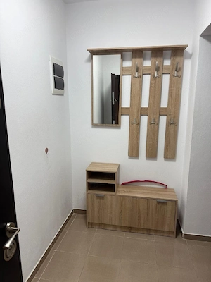 Inchiriez Ap 2 camere 320 euro zona buna, vizavi de Scoala nr 2 - imagine 6