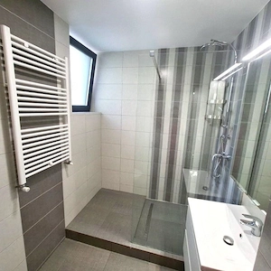🏡 Închiriez Apartament cu 2 camere, nou, mobilat/utilat, Titan - imagine 8