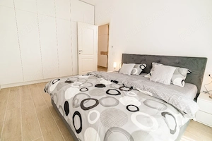 Proprietar inchiriez ap 2 camere (disponibil din 1 oct) cu loc de parcare in Giroc in spate la Lidl - imagine 4