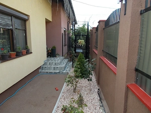 Duplex, Sacalaz, vatra satului, P+Pod mansardabil, 3 camere, 250mp teren, mobilata,  com=0%. - imagine 4