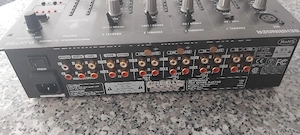 Beringher djx 750