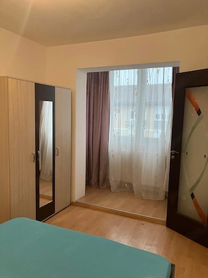 Caut cole de apartament - imagine 3