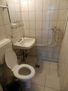 Cazare Eforie camere cu baie - imagine 5