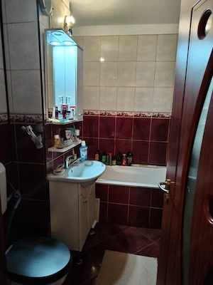 Apartament 3 camere decomandat, bloc izolat, centrala. Complex Student - imagine 7