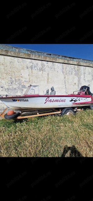 Barca cu motor Mercury 40 CP