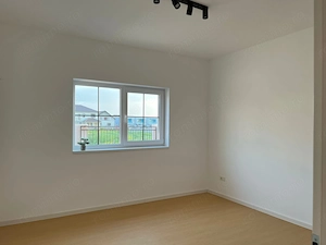 Casa Dumbravita cu 4 dormitoare si teren de 350mp - imagine 11