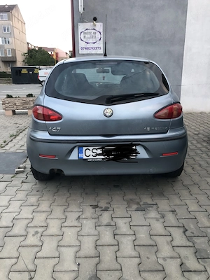 Vând Alfa Romeo 147 1,6 benzină - imagine 2