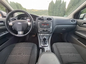 Ford Focus MK2.5 1.6 Benzina AUTOMAT
