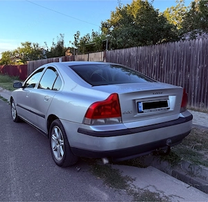 Volvo S60 D5 || 2.4 diesel 130cp || 06.2004 || Interior de piele || Carlig de remorcare || Xenon ||  - imagine 5