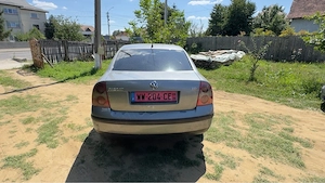 vand passat b5.5 2004 1.9 tdi 131cp de franta masina merge foare bine are schimbat tot pe ea - imagine 2