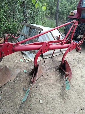 vand plug pentru  tractor - imagine 4