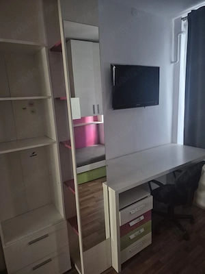 Închiriez apartament cu 3 camere - imagine 4