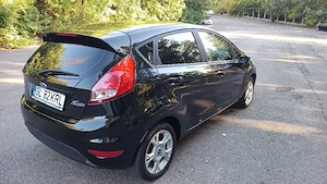 Vând Ford Fiesta 1.0 benzina ,euro 5 ,an 2014 - imagine 5