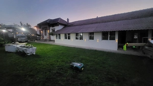 Oază de rafinament rural: interior născut din modernism, exterior înconjurat de natură și spațiu  - imagine 2