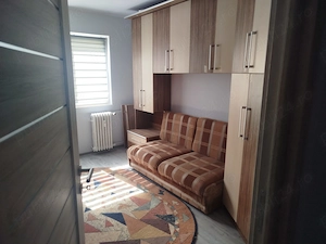 Vand apartament 2 camere ,zona Lebada - imagine 4
