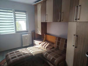 Vand apartament 2 camere ,zona Lebada - imagine 5