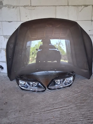 vând capota și farurile vw Tiguan fecelift din 2013 - imagine 3