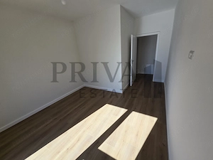 Apartament 2 camere, etaj 1, bucatarie separata, Mahala - imagine 2