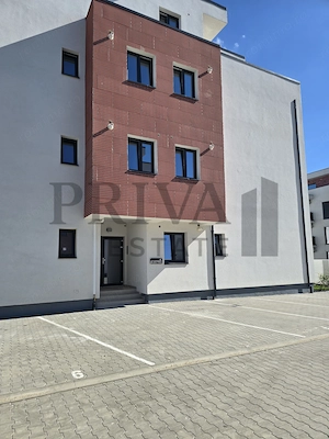 Apartament 2 camere, etaj 1, bucatarie separata, Mahala - imagine 19