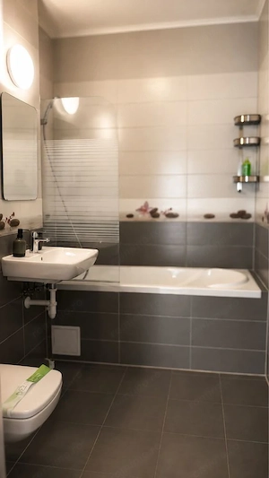 Apartament cu 3 camere zona Tractorul - imagine 3