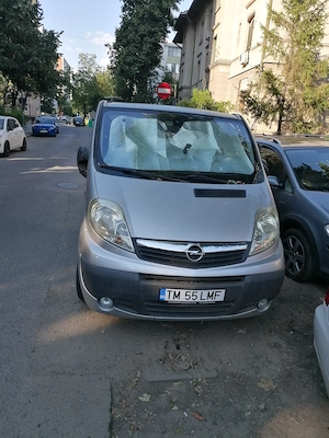 Vând microbus Opel Wivaro stare foarte bună 