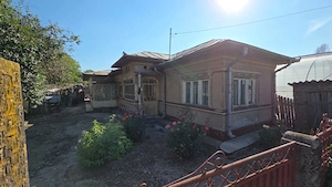 Casa de vanzare . - imagine 2