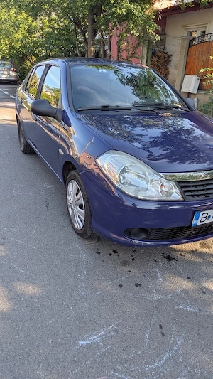 Vând Renault Symbol, an fabricație 2011, motor 1.2 16V benzină + GPL - imagine 5
