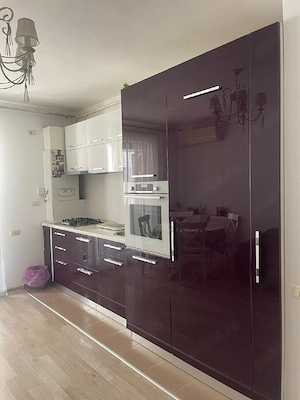 Vand apartament cu 2 camere mobilat, parcare - imagine 4