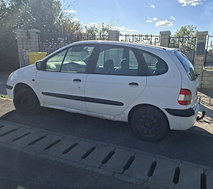 Renault Scenic 2001 - 1.6 Benzina - Unic Proprietar - ITP   RCA - Cârlig - imagine 2