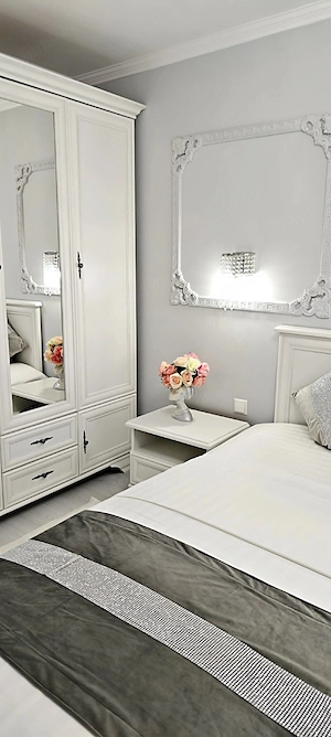 Apartament Ultracentral complet mobilat si utilat - imagine 14