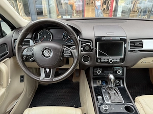 Volkswagen Touareg, Impecabil, TVA deductibil - imagine 6