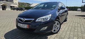 Opel Astra J, 2011, 132000 km - imagine 2