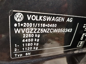 VW Tiguan 4x4 -panoramic-xenon-alcantara - imagine 9