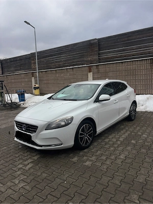 Volvo V40 negociabil