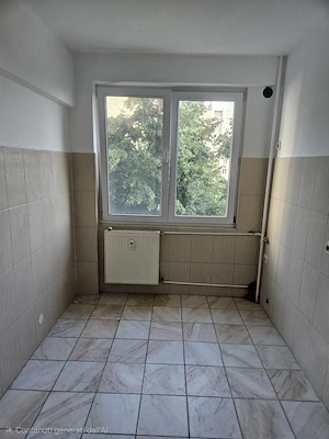 Vanzare 2 camere Dristor -Piata Ramnicu Sarat  - imagine 3
