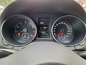 Vând Volkswagen Golf VI, 1.2 TSI benzină, 105 CP (77 kW), model an 2011, cutie manuală, 5 uși. - imagine 6