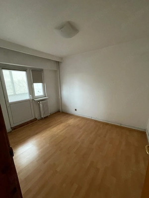 Inchiriez apartament 4 camere - imagine 5
