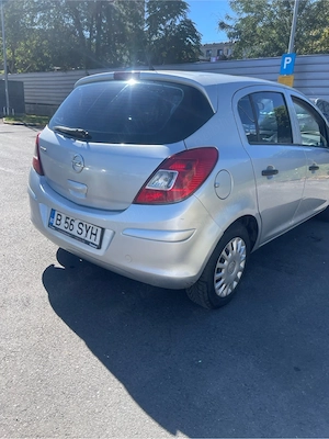 Vând Opel Corsa 2014 ( benzină )ideală pentru oraș ,kilometri reali !!! - imagine 5