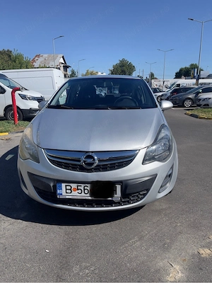 Vând Opel Corsa 2014 ( benzină )ideală pentru oraș ,kilometri reali !!! - imagine 4