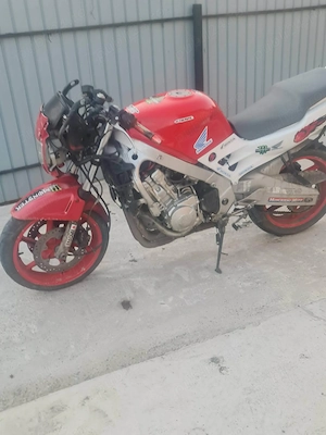 Motocicleta honda  - imagine 2