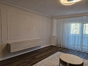 Proprietar inchiriez apartament renovat 2026 - 3 camere rond Piata Alba Iulia  - imagine 3