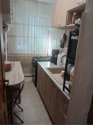 Apartament 2 camere zona Nord - imagine 2