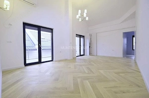 Apartament 3 camere, 100 mp, terasă,  zona Otopeni, Intrarea Mesteacănului