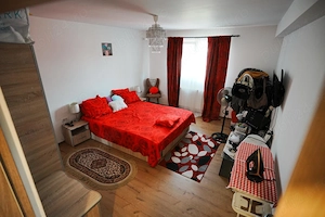 Casă individuală 5 camere de vânzare   Comuna Berceni, Ilfov | Proprietar - imagine 5