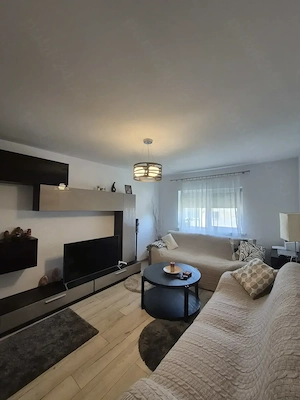 Vand apartament 2 camere, Far, mobilat - imagine 1